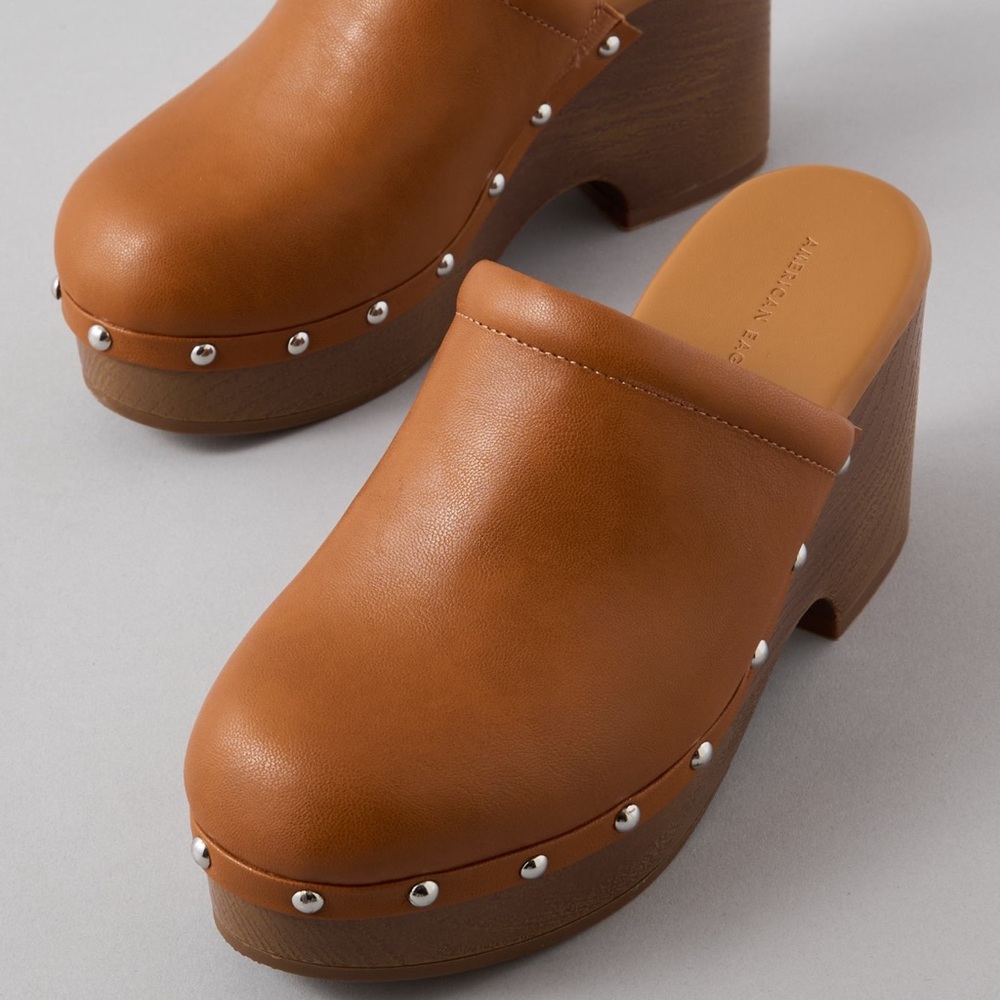 American Eagle Outfitters Clogs